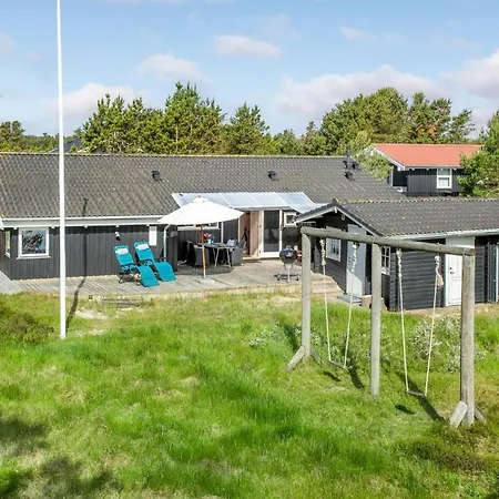 Three-bedroom Saeby 05 度假居