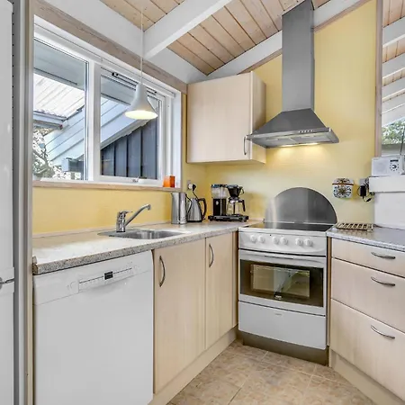 Three-bedroom Saeby 05 度假居 *